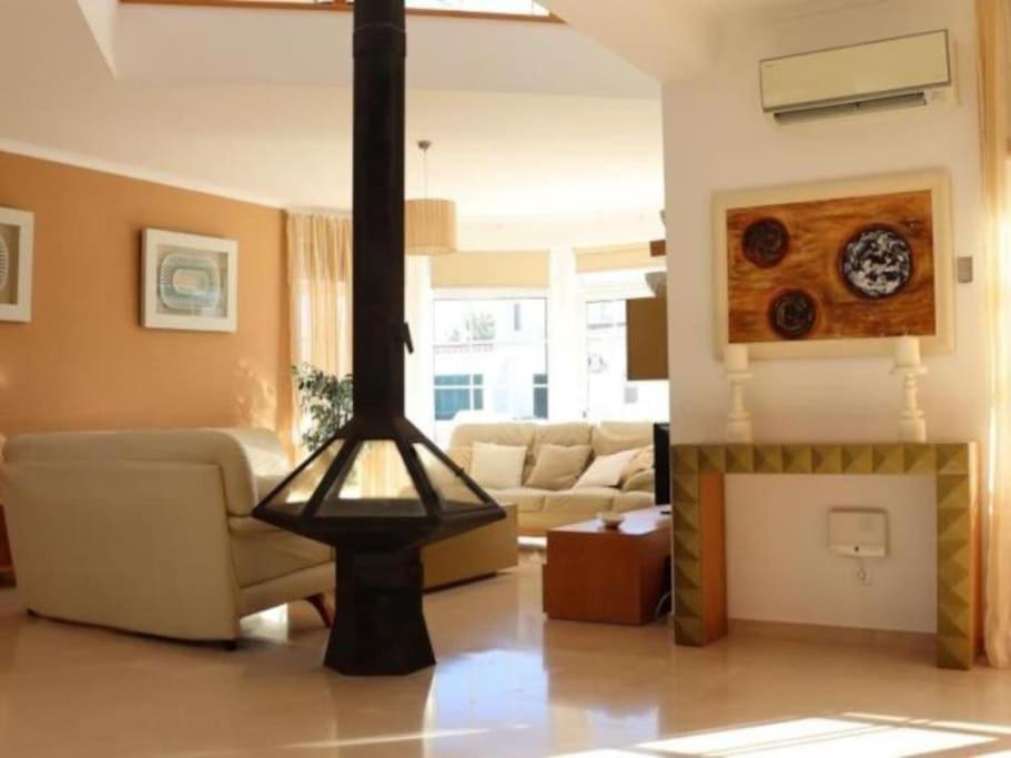 Girassol - Privat Pool & Garage & Center Villa