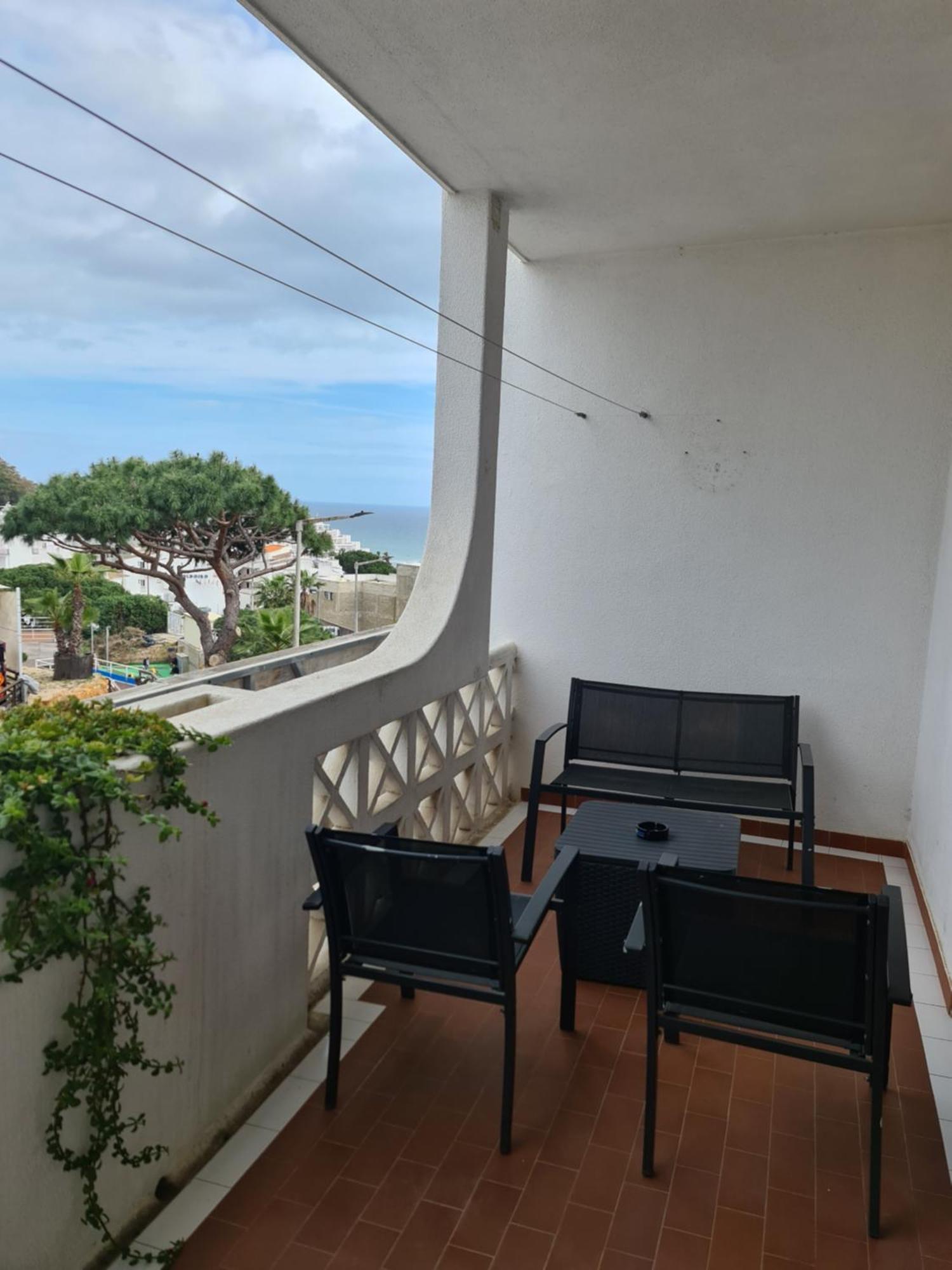 1 Bedroomed - Ocean View - Oura - *