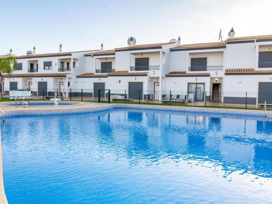 Pousada Magnolia O House - Pool View & Privat Garden & Garage Albufeira