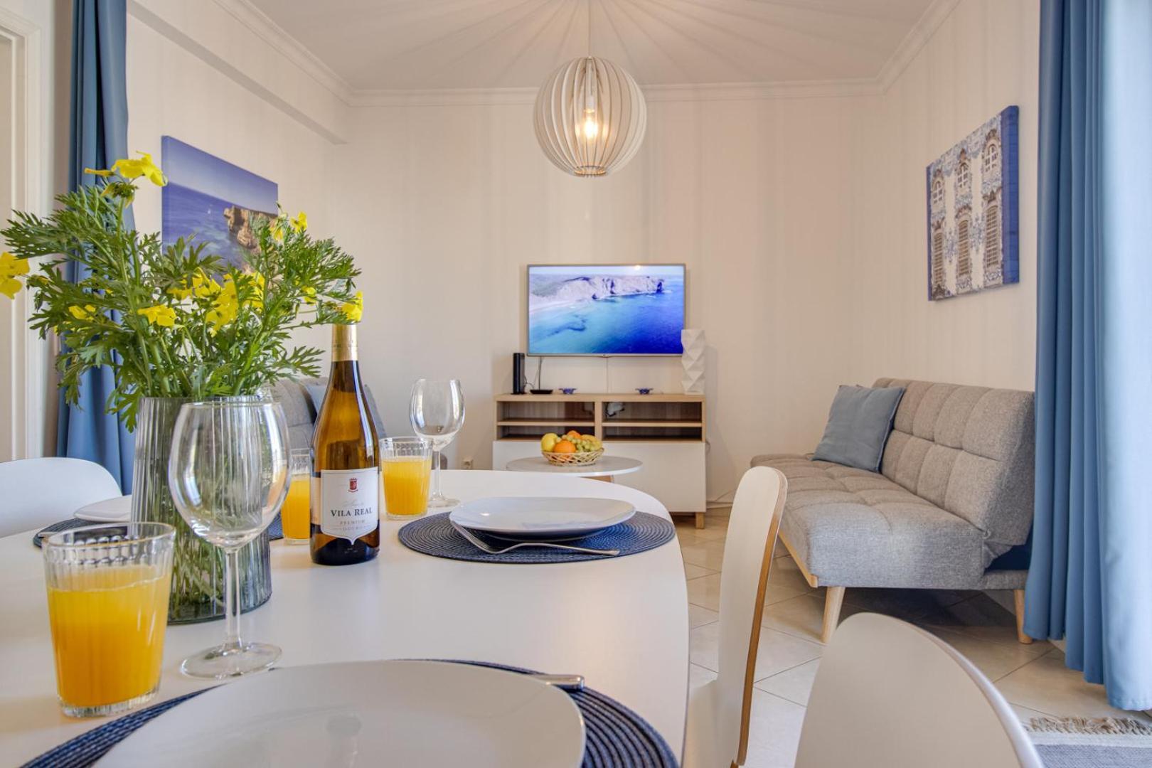 Apartment Old Town 2br 50m Ocean W/ Ac Wi-fi Parking Terrace Albufeira