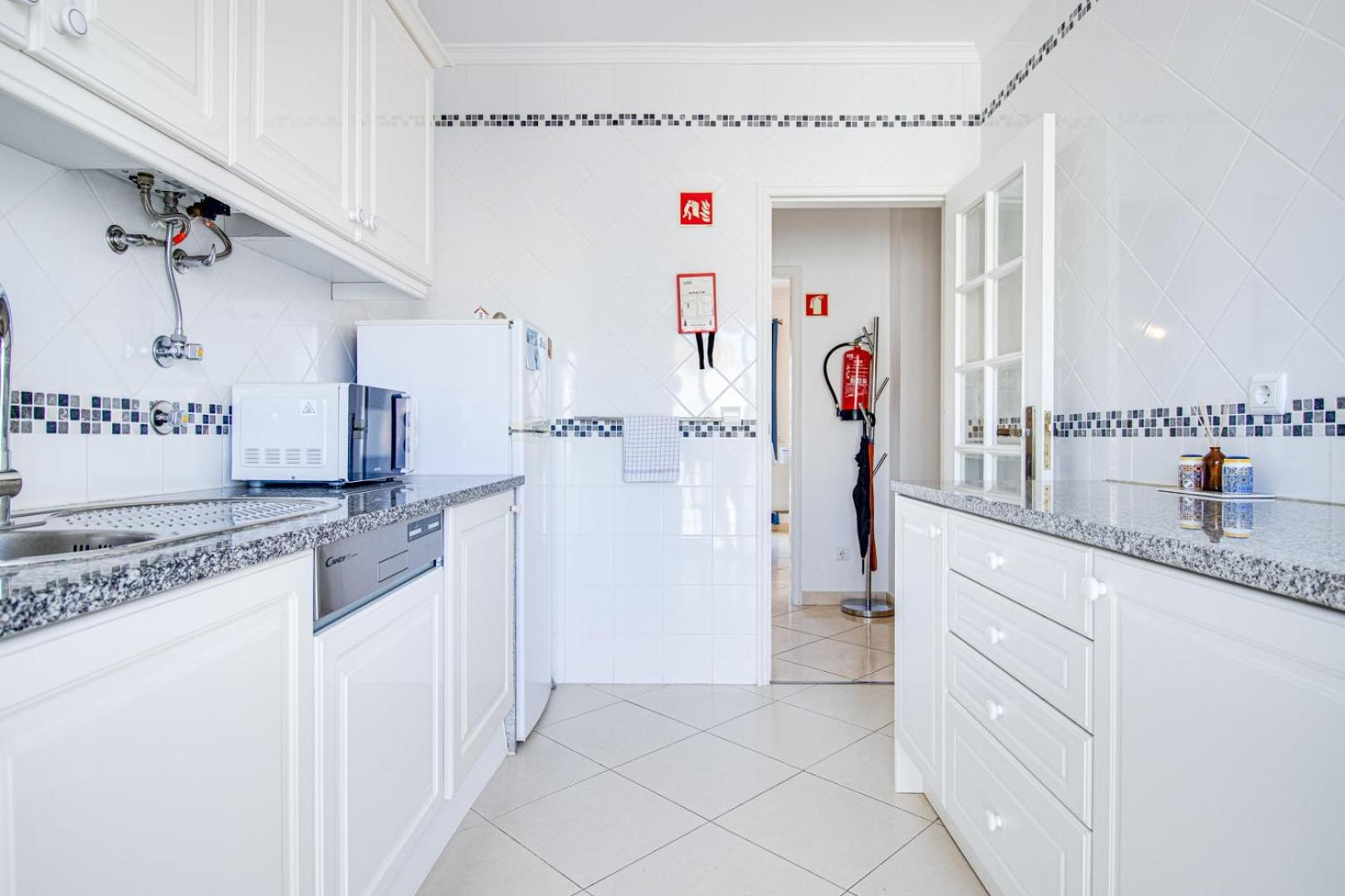 Apartment Old Town 2br 50m Ocean W/ Ac Wi-fi Parking Terrace