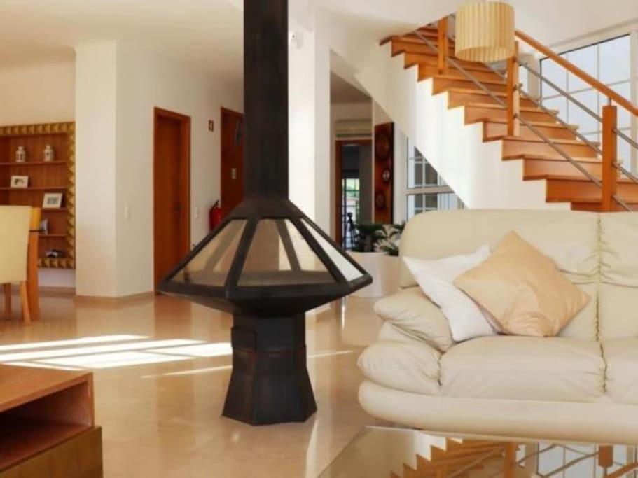 Villa Girassol - Privat Pool & Garage & Center