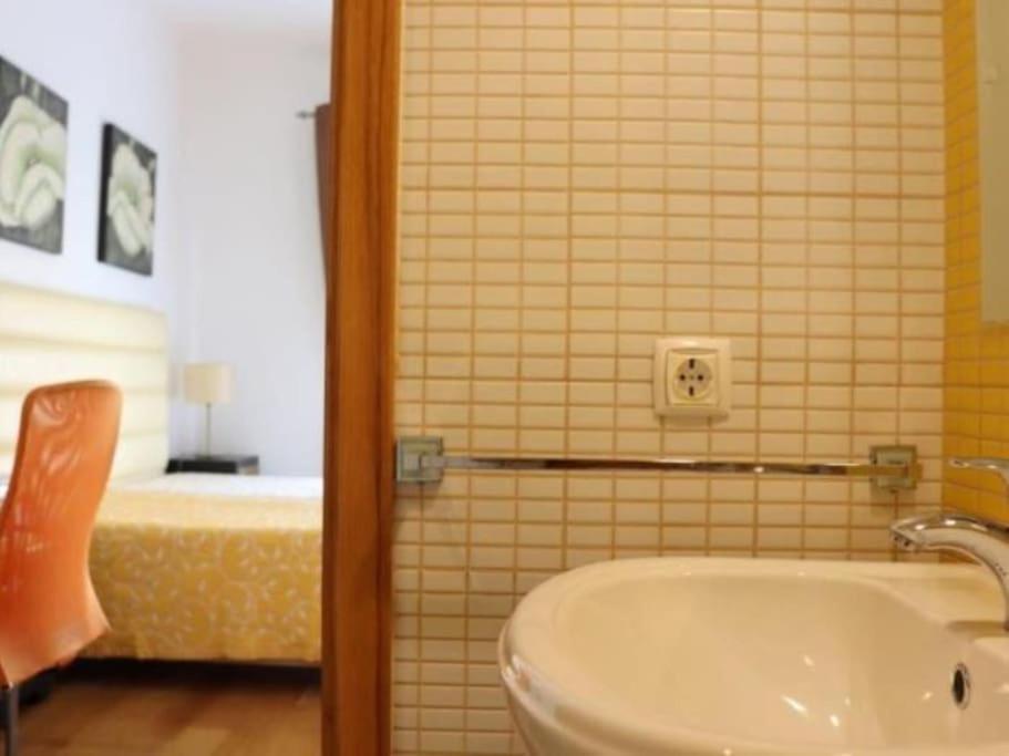 Villa Girassol - Privat Pool & Garage & Center Albufeira
