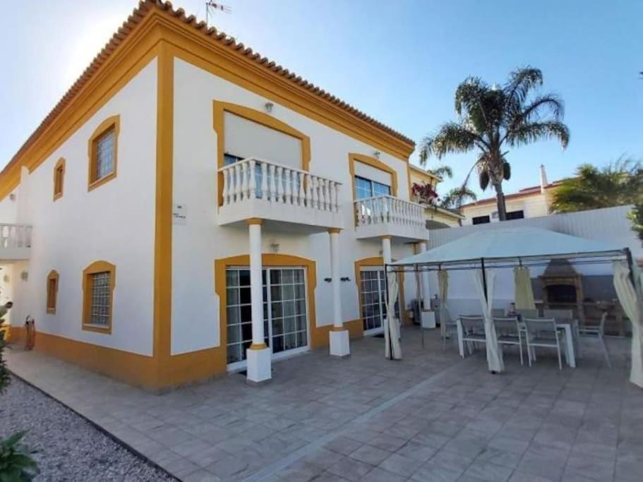 Girassol - Privat Pool & Garage & Center *