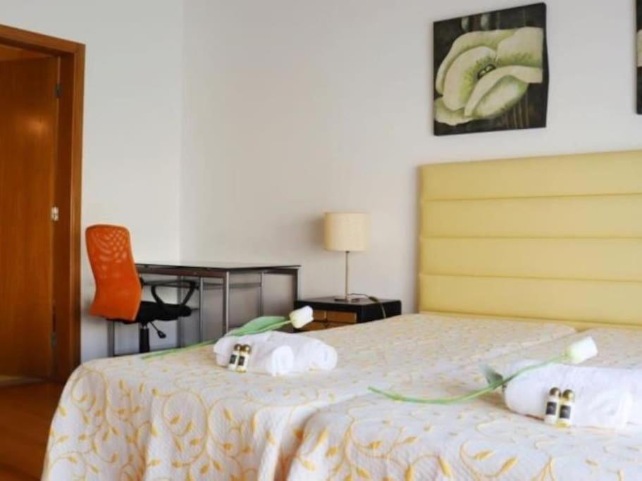 Girassol - Privat Pool & Garage & Center Albufeira