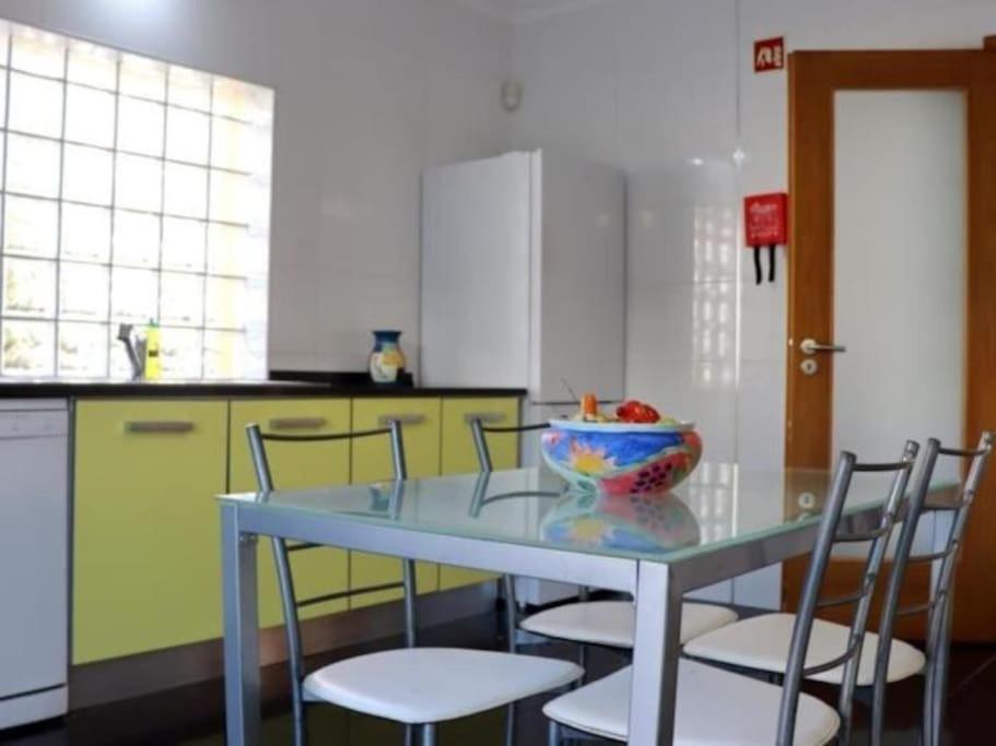 Girassol - Privat Pool & Garage & Center Villa Albufeira