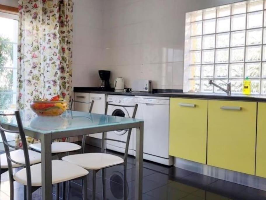 Girassol - Privat Pool & Garage & Center *