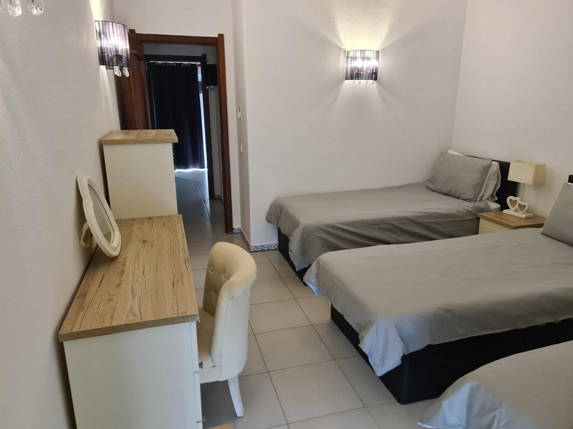 401 - 2 Bedroom - Oura - Sea View Apartment
