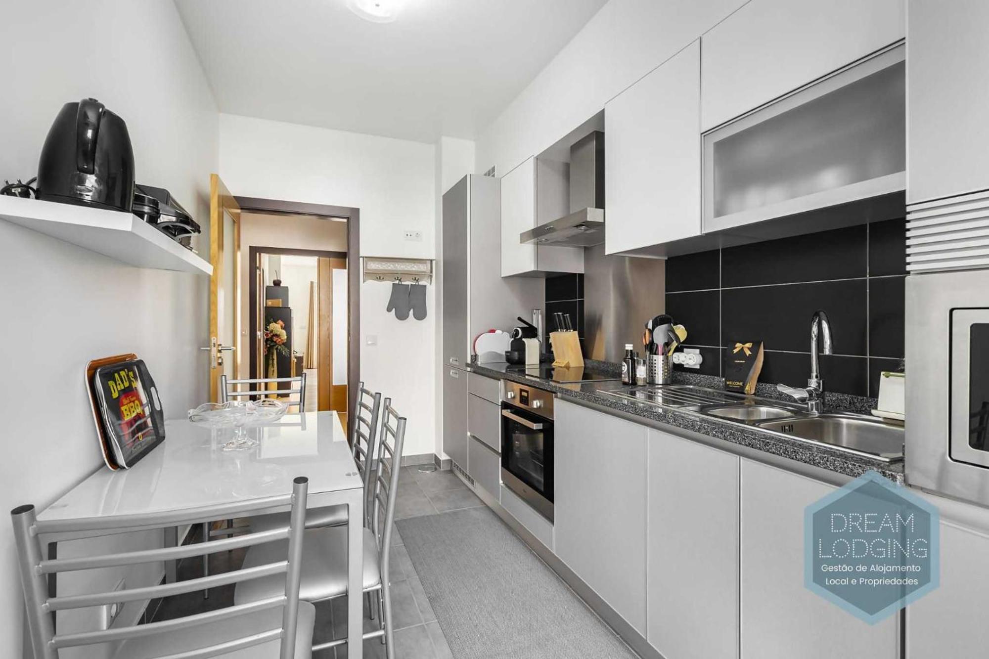 Miguel Torga Dream Apartment *