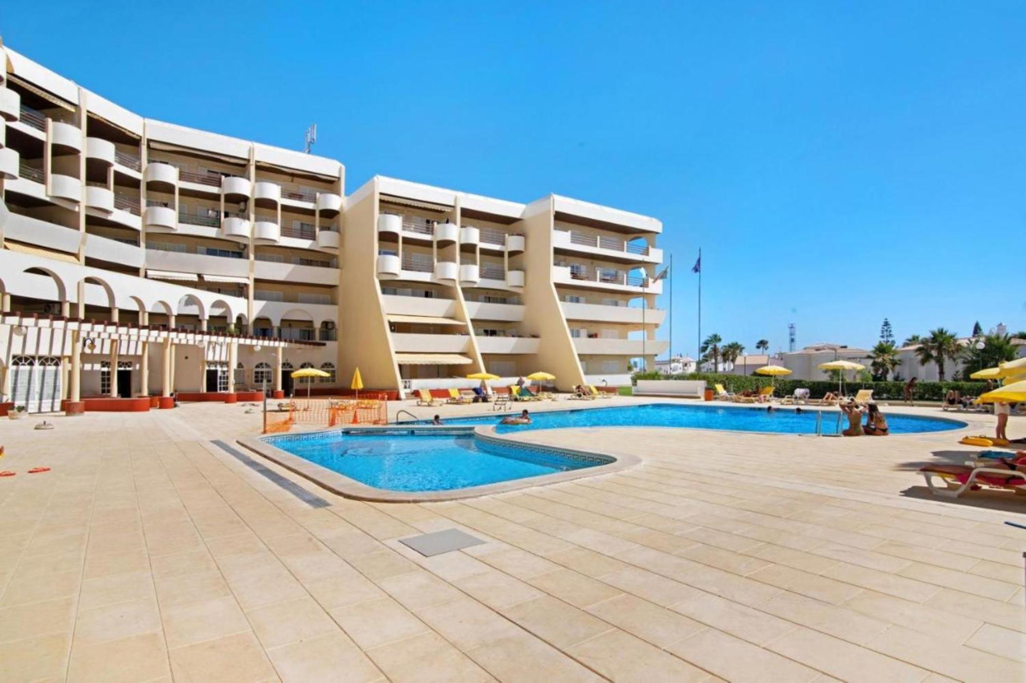 Ground Floor Palmeira With Pool * Albufeira