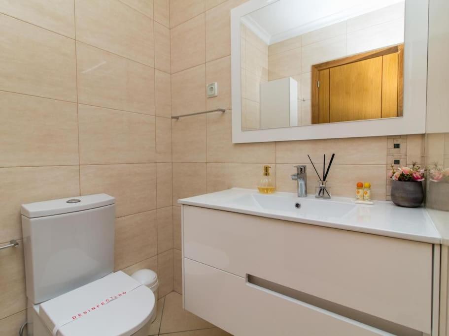 Magnolia O House - Pool View & Privat Garden & Garage * Albufeira