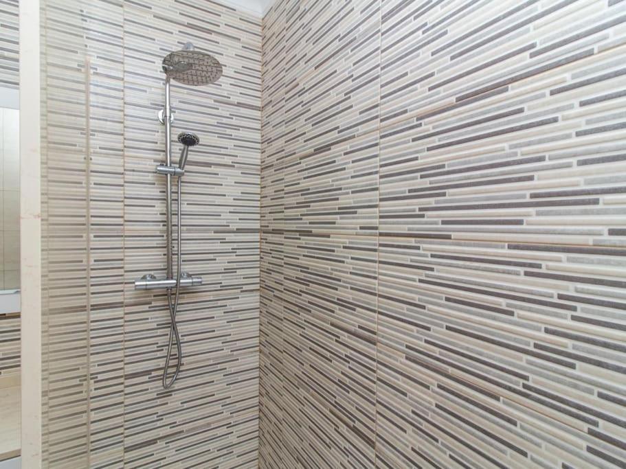 Magnolia O House - Pool View & Privat Garden & Garage Villa