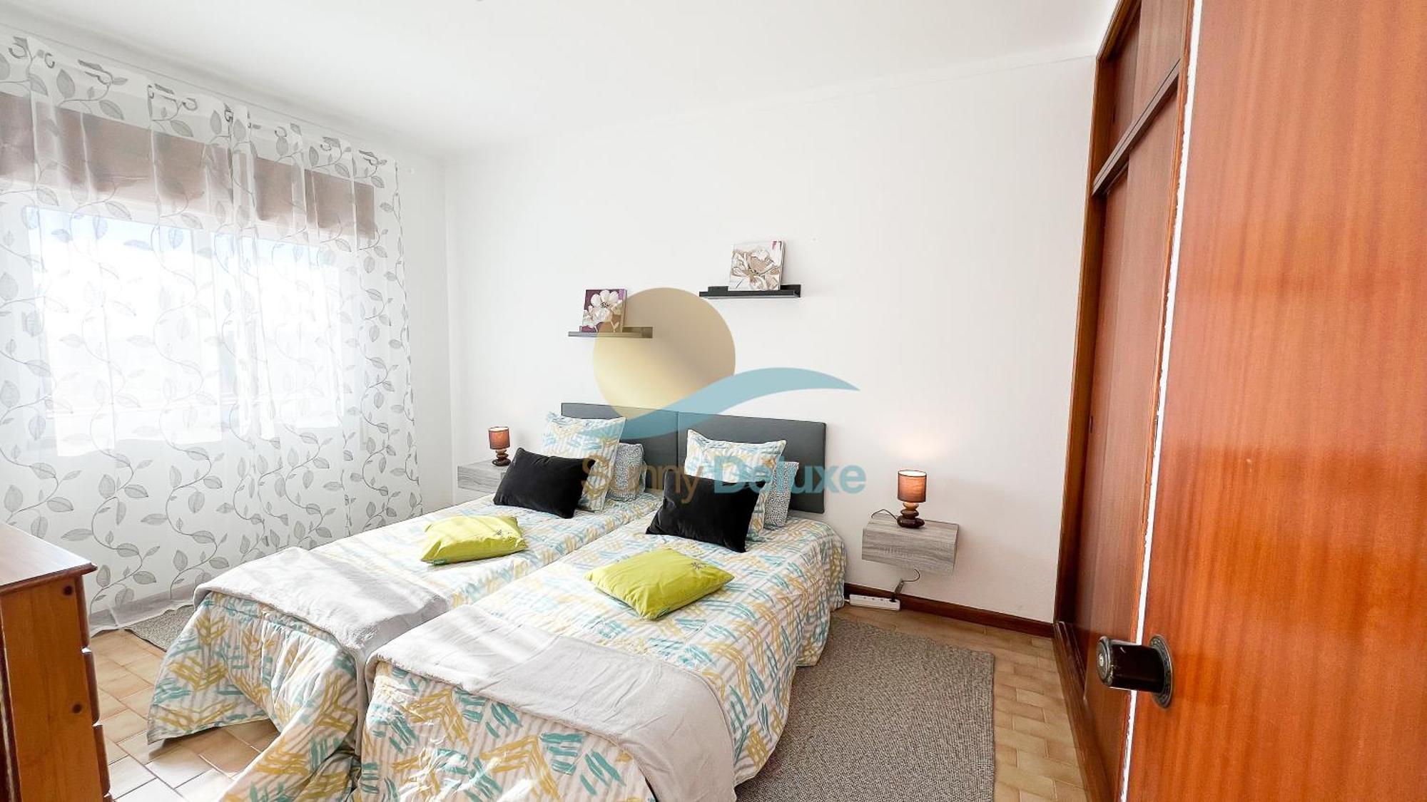 Oura Areiasol By Sunny Deluxe Apartment