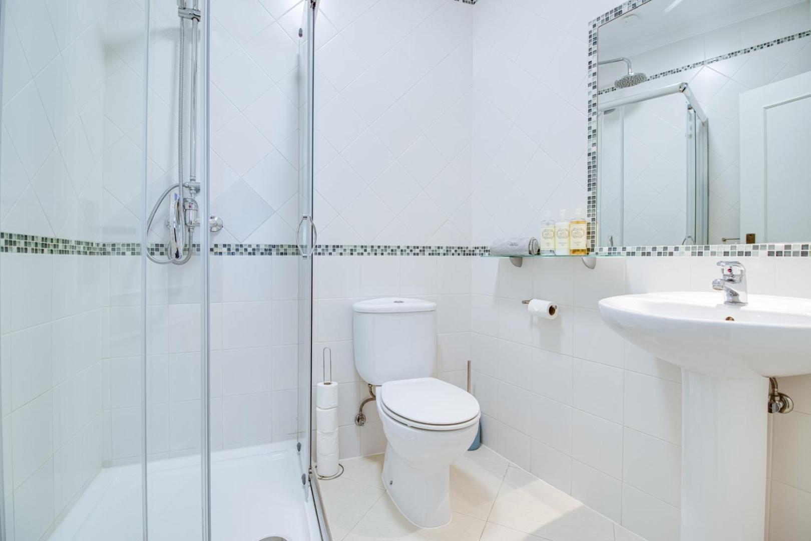 Old Town 2br 50m Ocean W/ Ac Wi-fi Parking Terrace Apartment