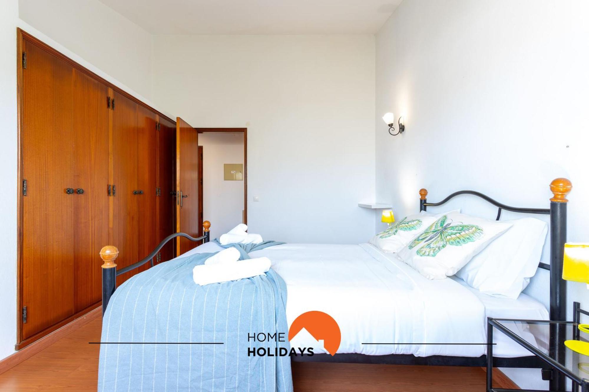 #204 Larimar Flat By Holidays