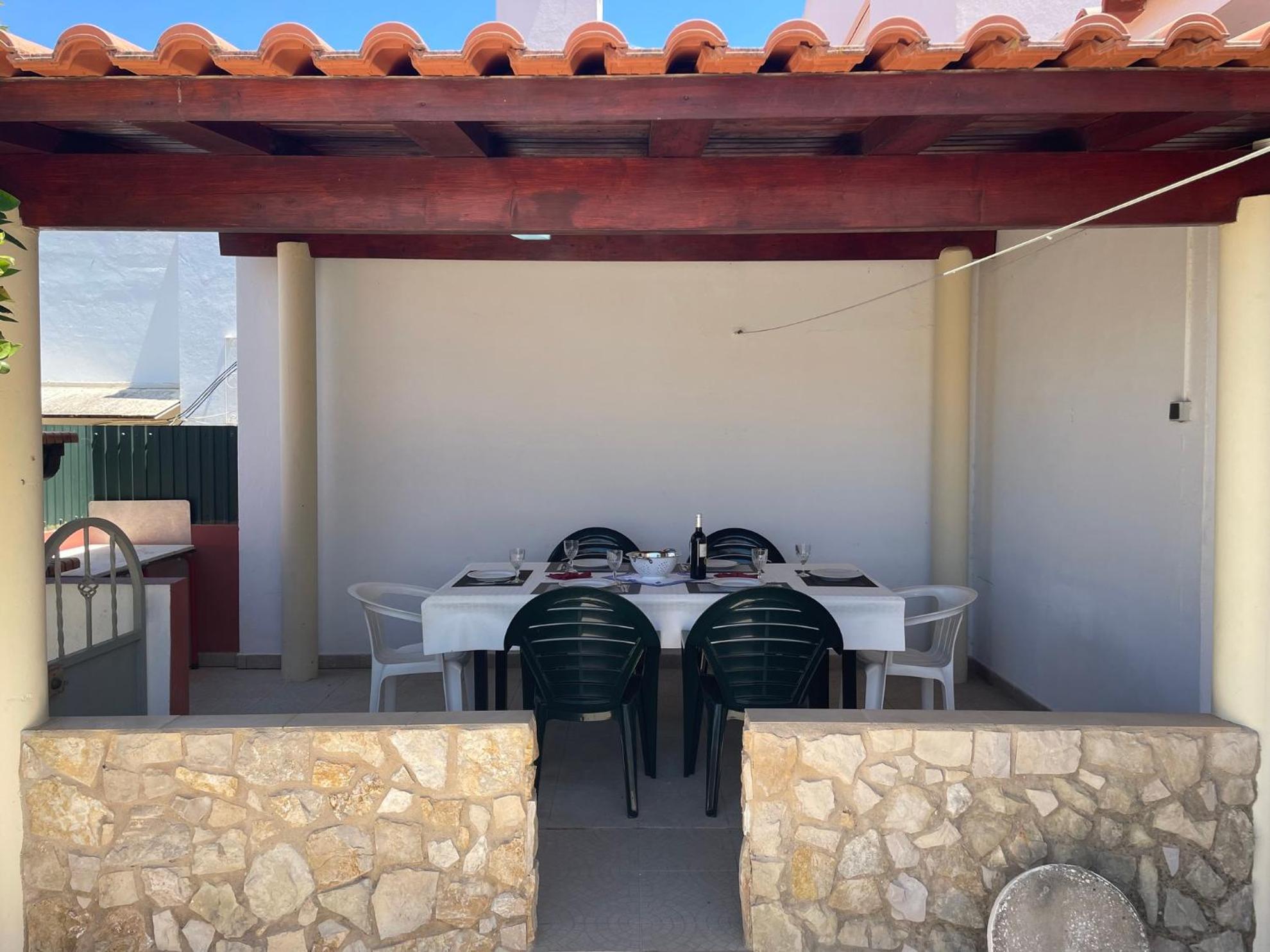 Balaia Beach House *