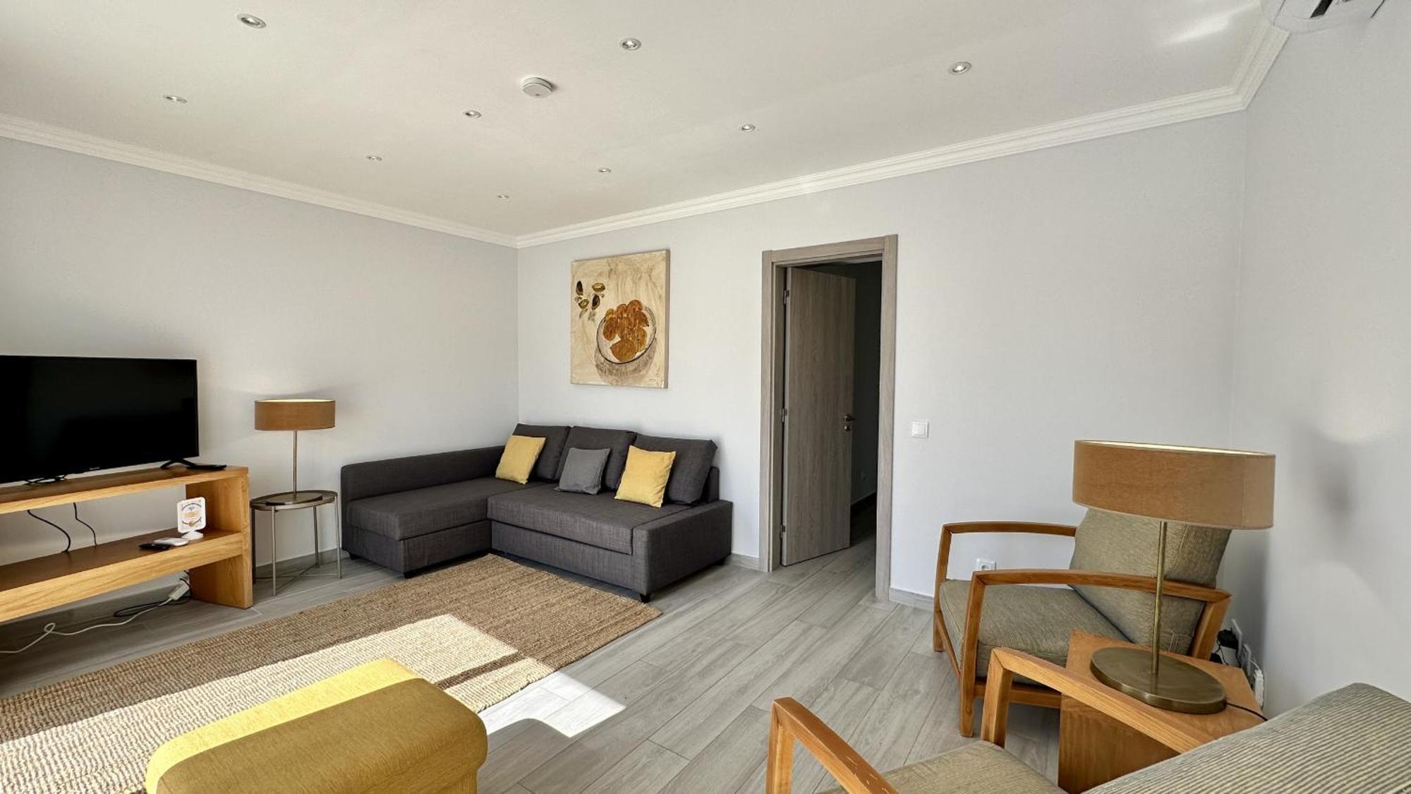 Hibisco 1 By Check-in Portugal Apartment *