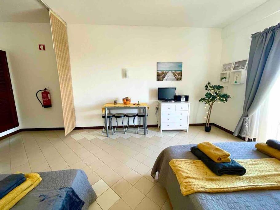 Vista Mar Piscina Apartment *
