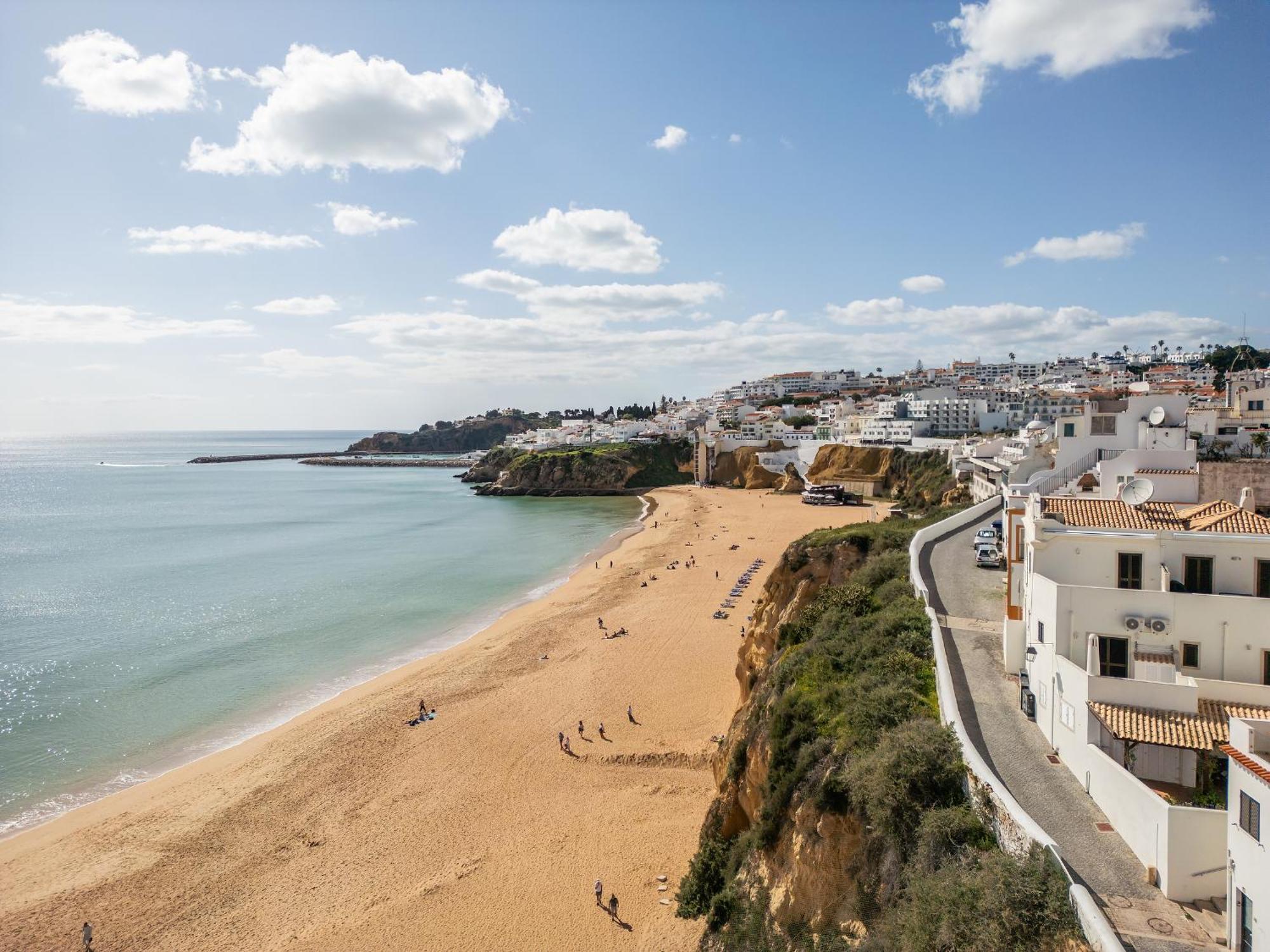 Phenthouse Monaco-albufeira Center-sea View Apartamento