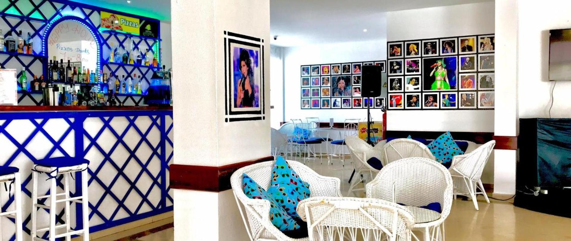 Apartment Ocean Eyes. Amazing 180º View Of The Sea And Albufeira