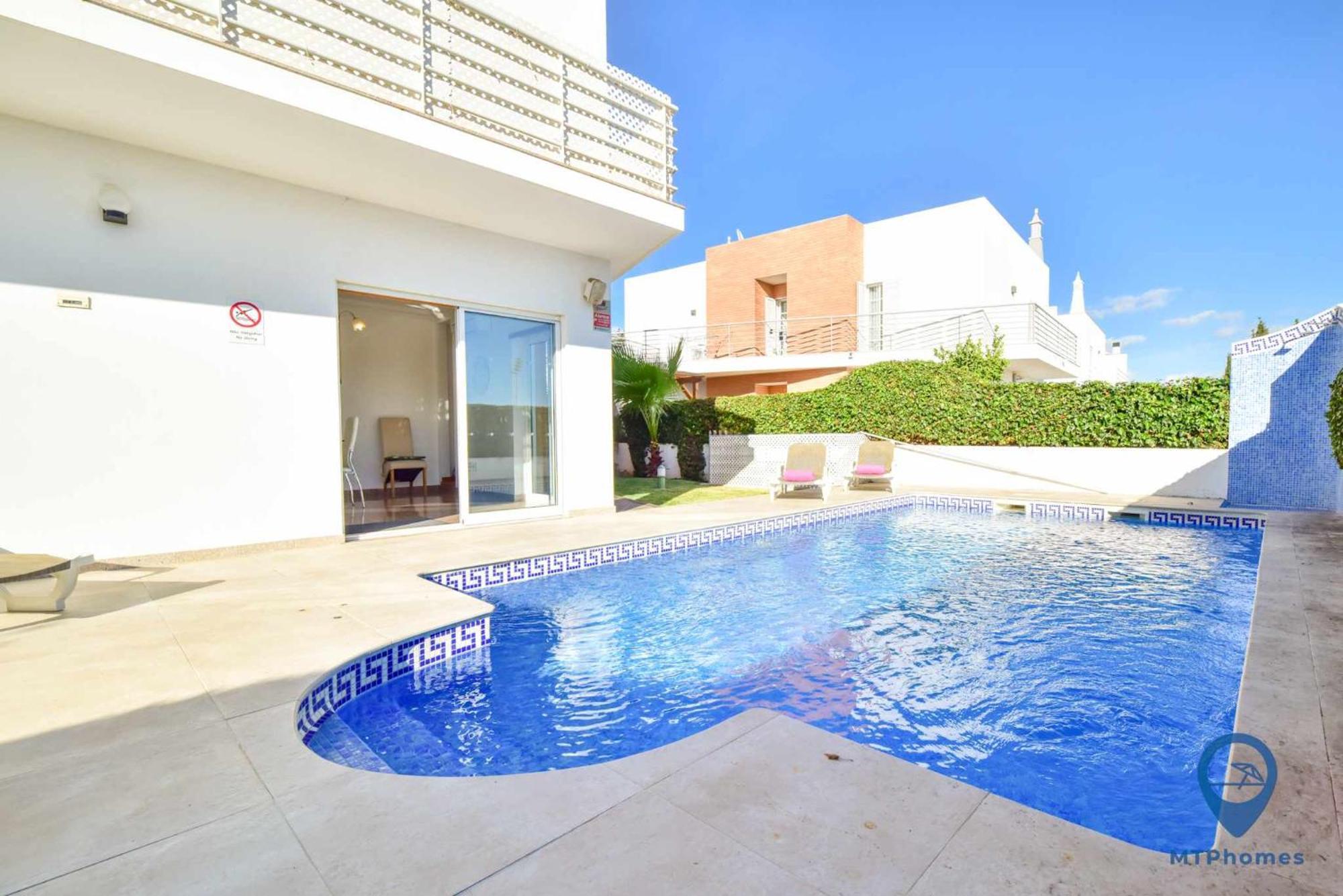 Apartment Alfarrobeira By Mtphomes Albufeira