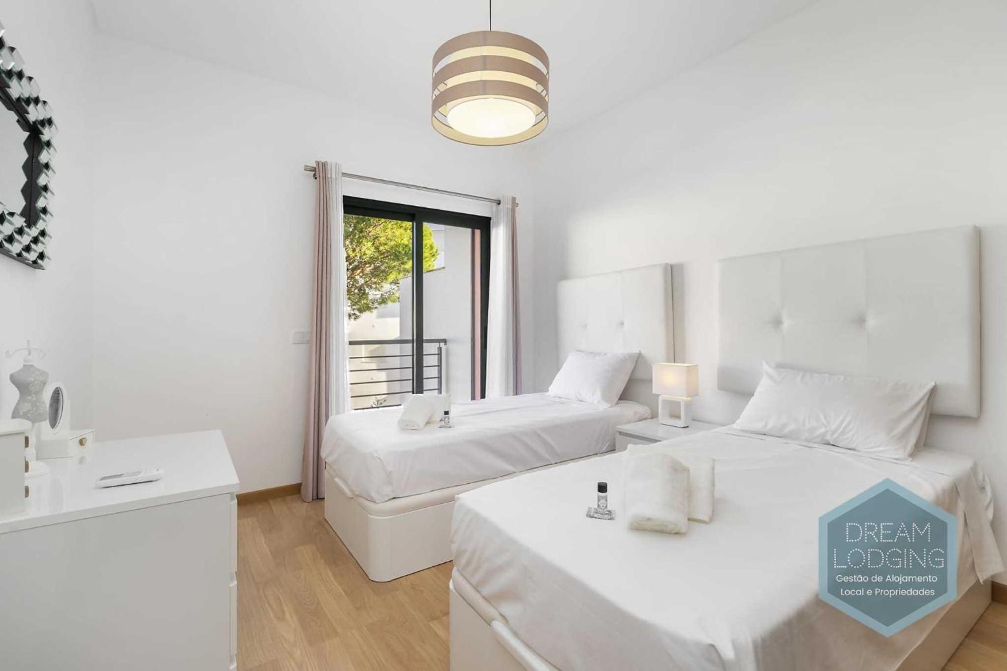Miguel Torga Dream Apartment *