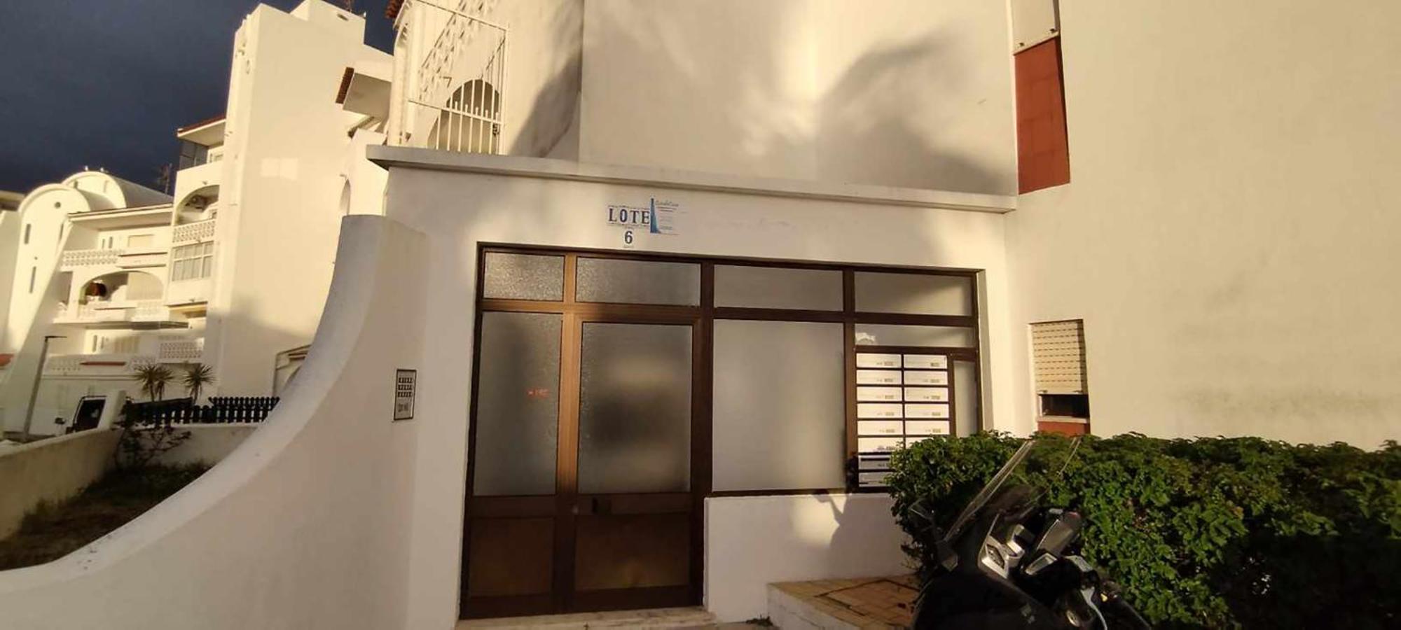 Apartamento - Lote 6 T1 *