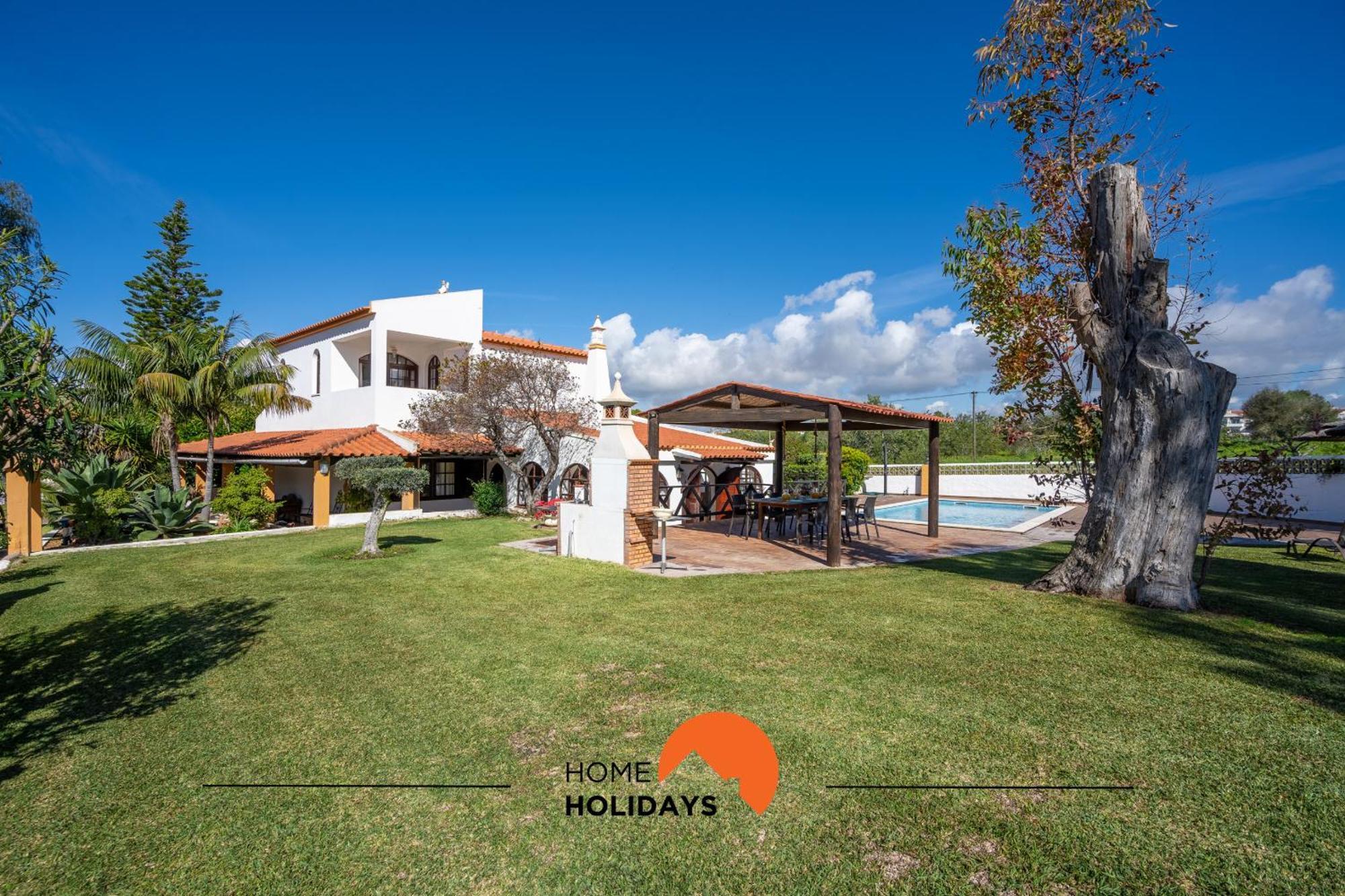 #213 Roja Pe By Holidays *