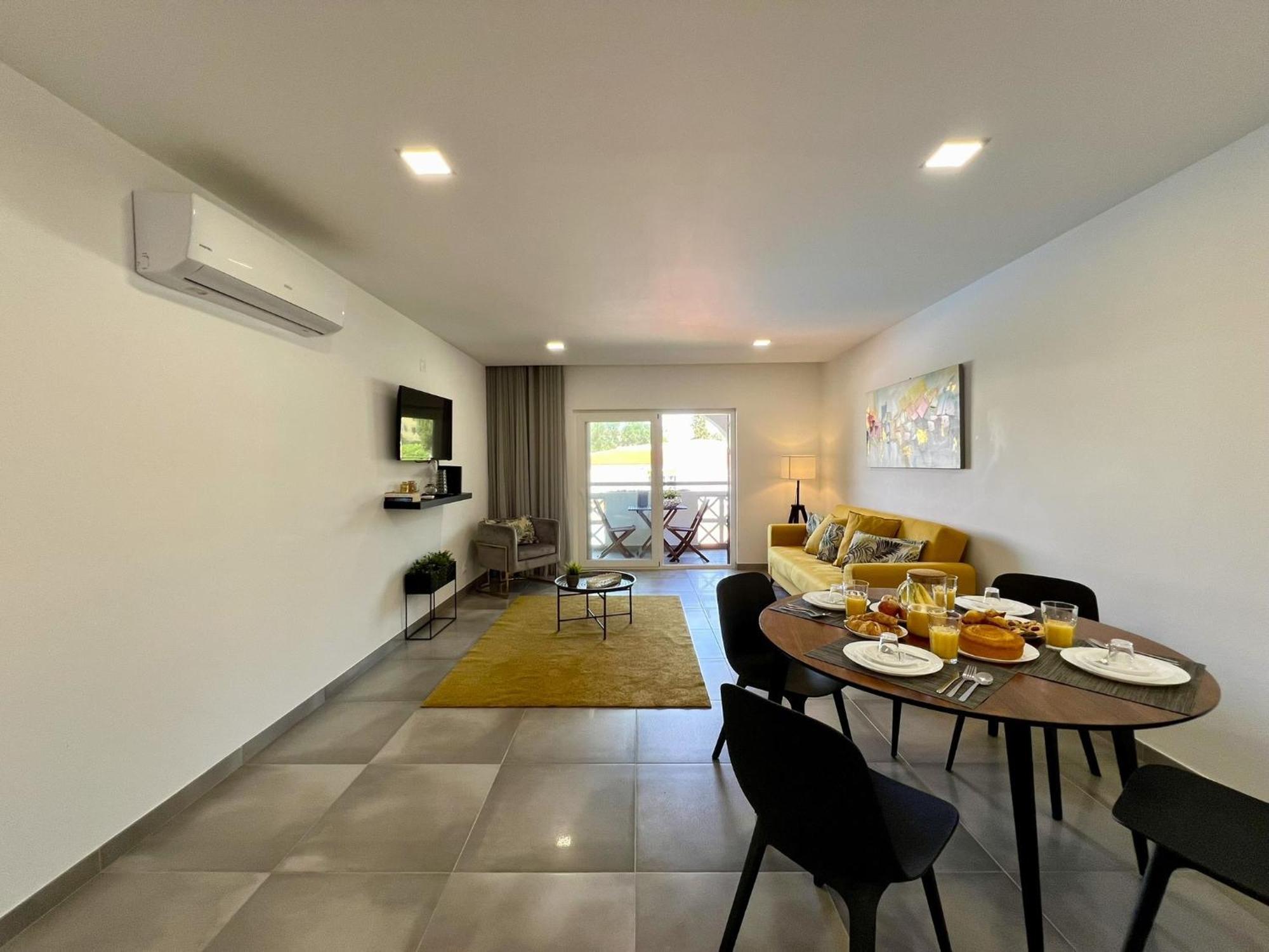 Twins 3 With Pool By Homing * Albufeira