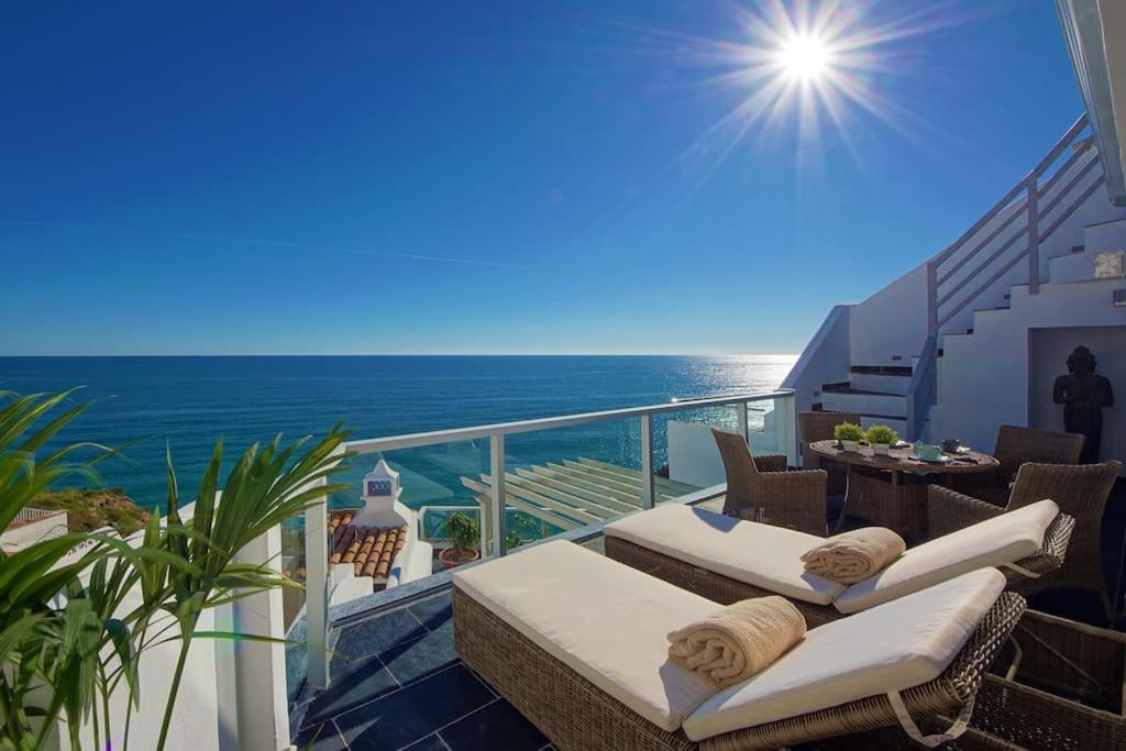 Casa Coelho - Jacuzzi Rooftop- Frente Mar- Chic Holiday home