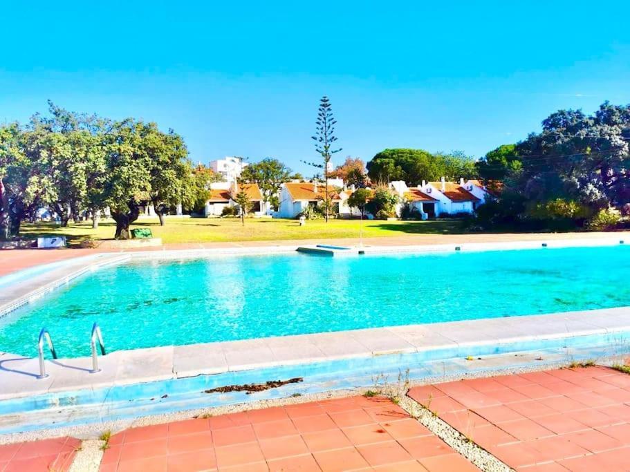T1, Da Oura Albufeira