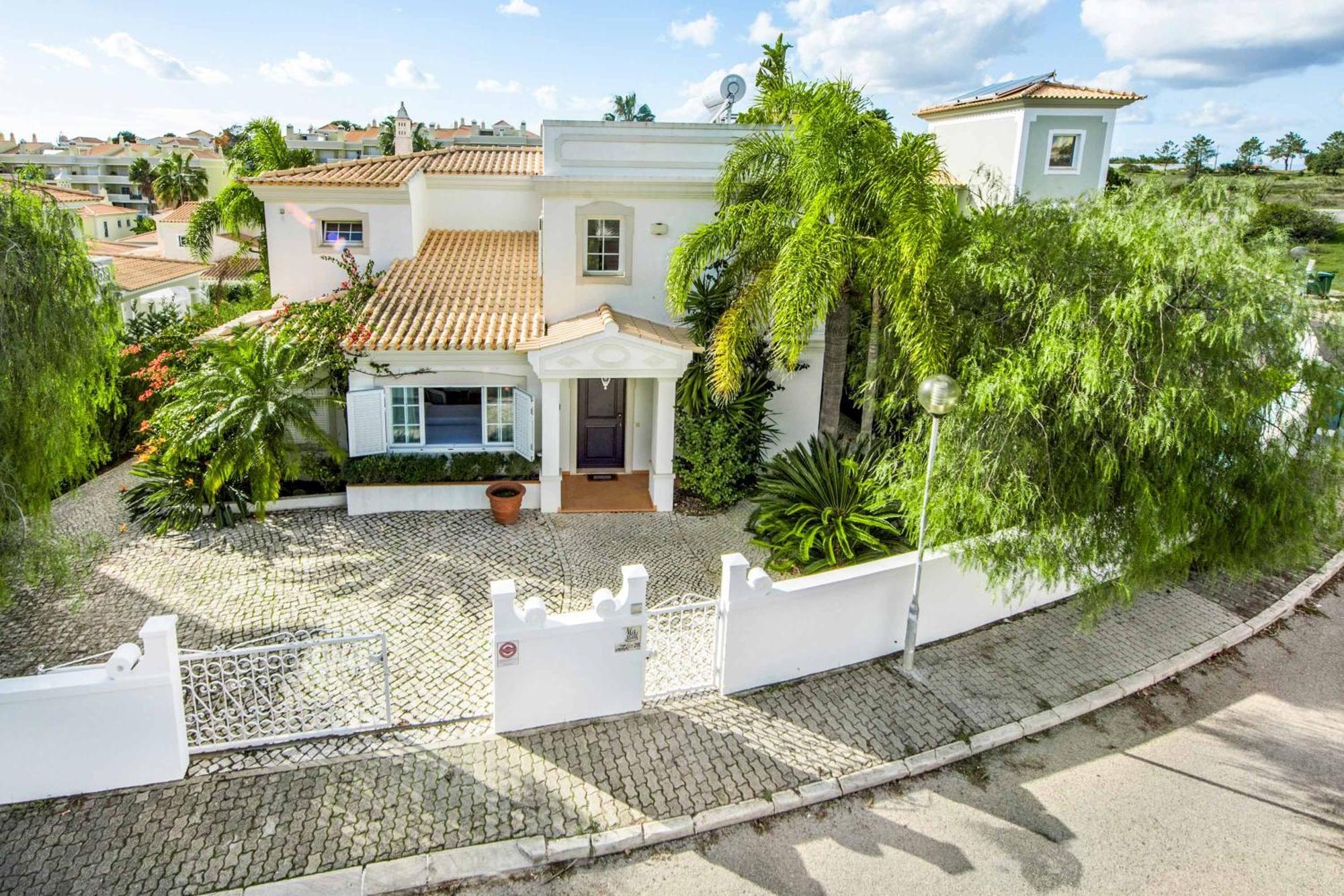 Rosaline Vista Villa *