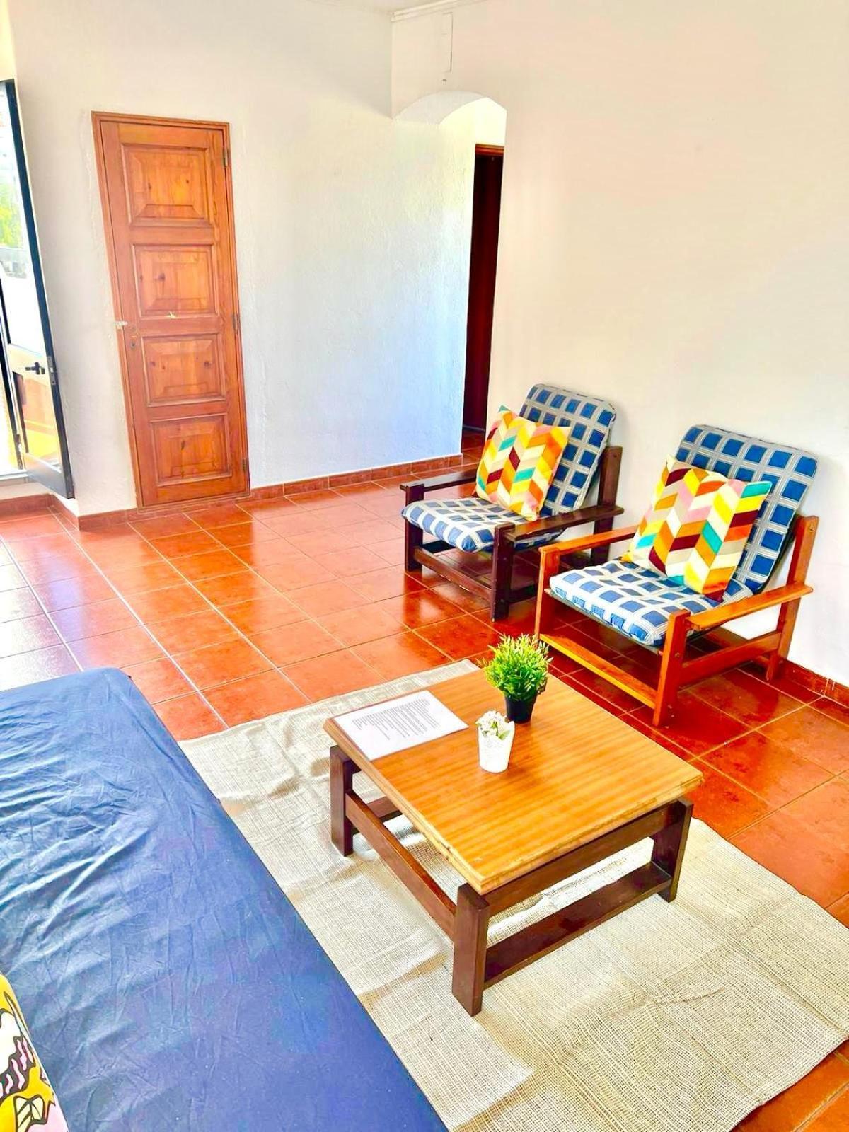 Apartamento T1, Da Oura