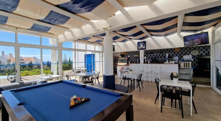 The Concierge - Moinho Sea Views & Pool Apartment *