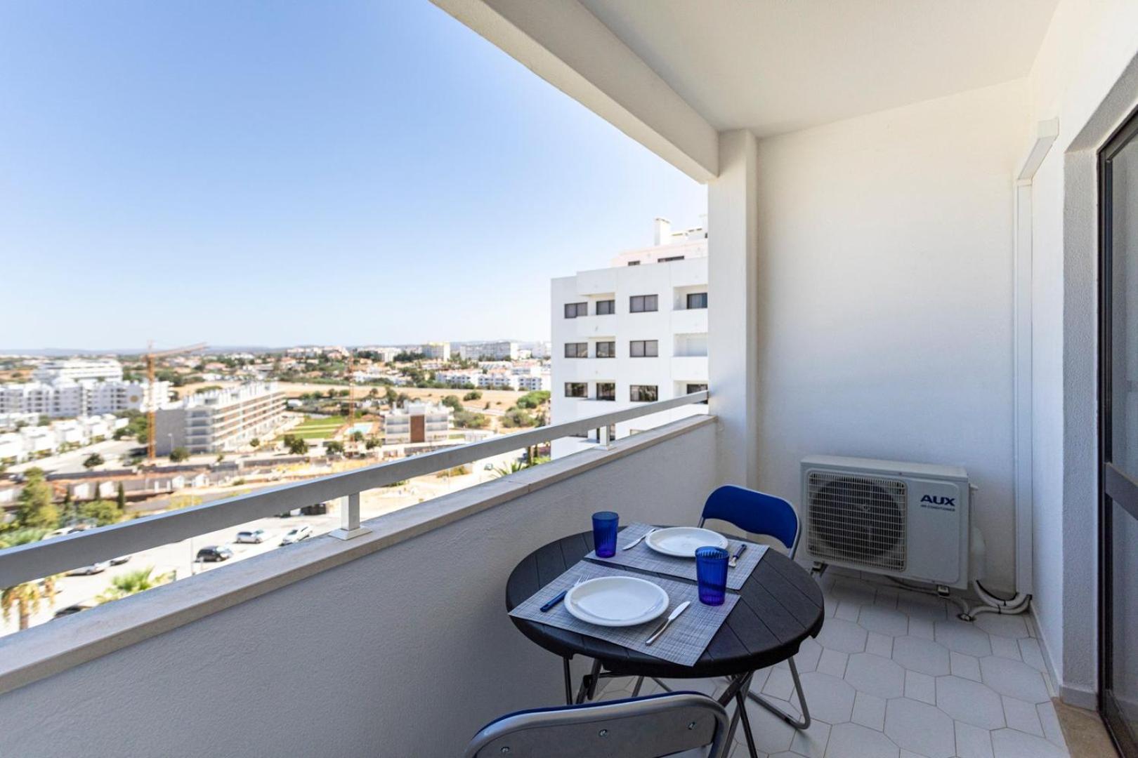 The Concierge - Pool & Sunset Balconies *