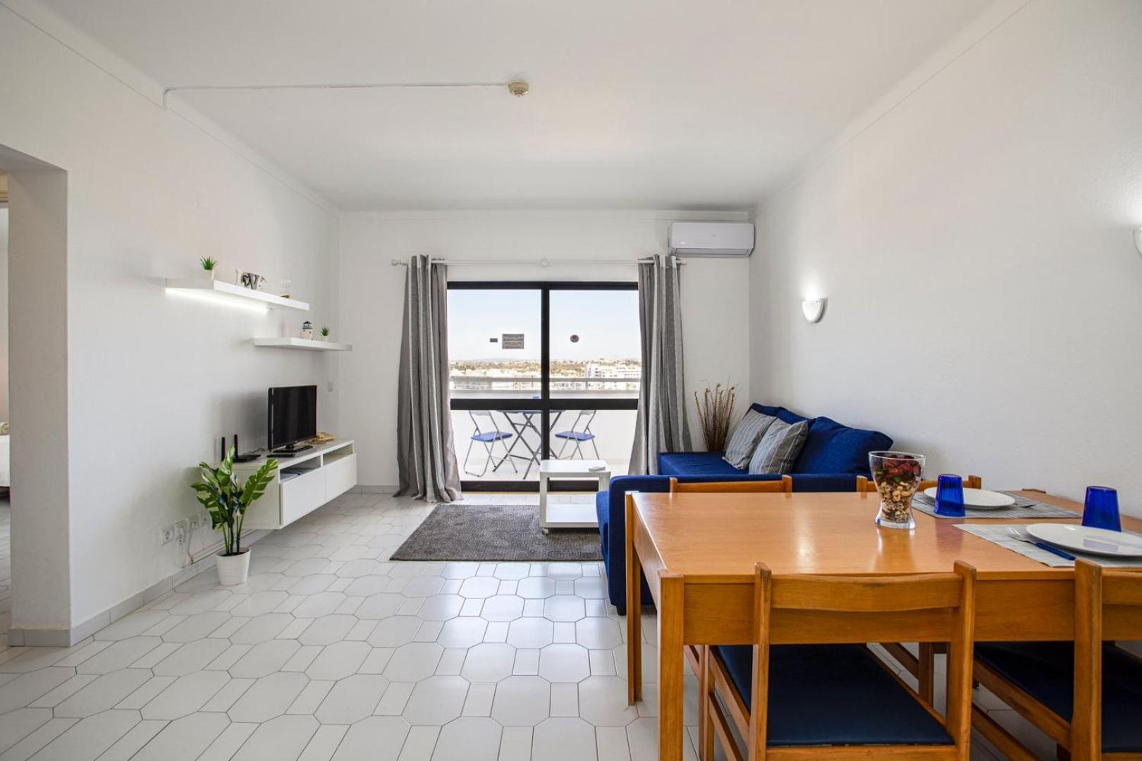 The Concierge - Pool & Sunset Balconies