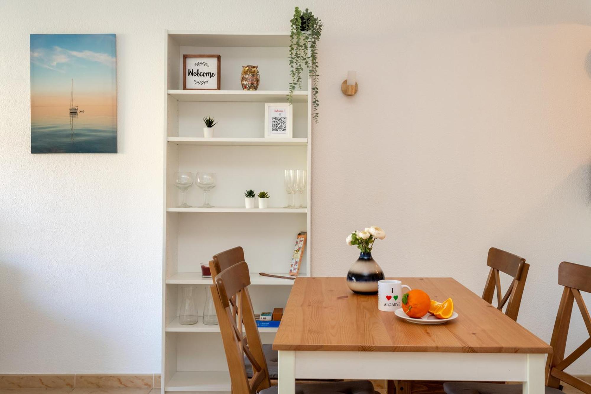 Centre By Calyferias Apartment
