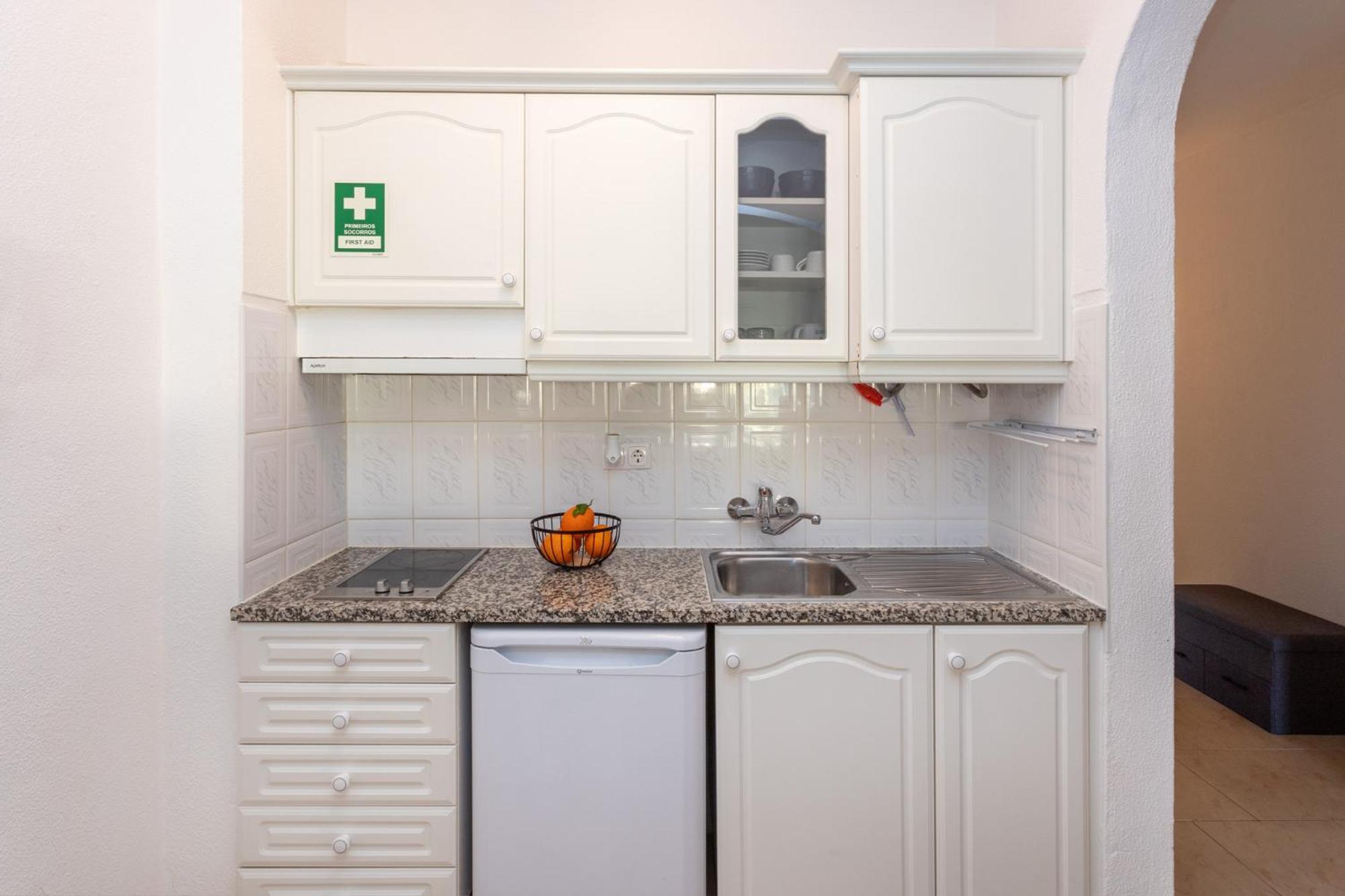 Apartment Centre By Calyferias *