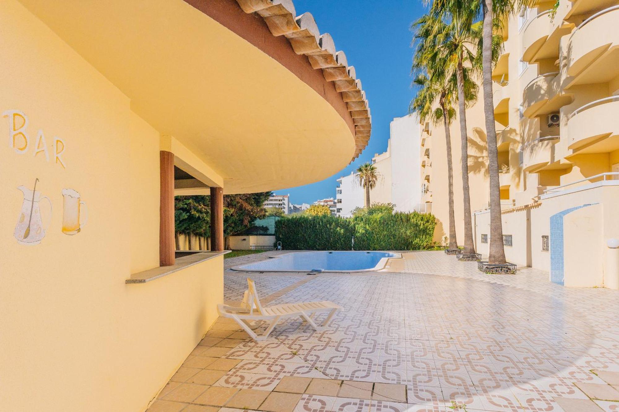 Perola De - T1 Appartement *