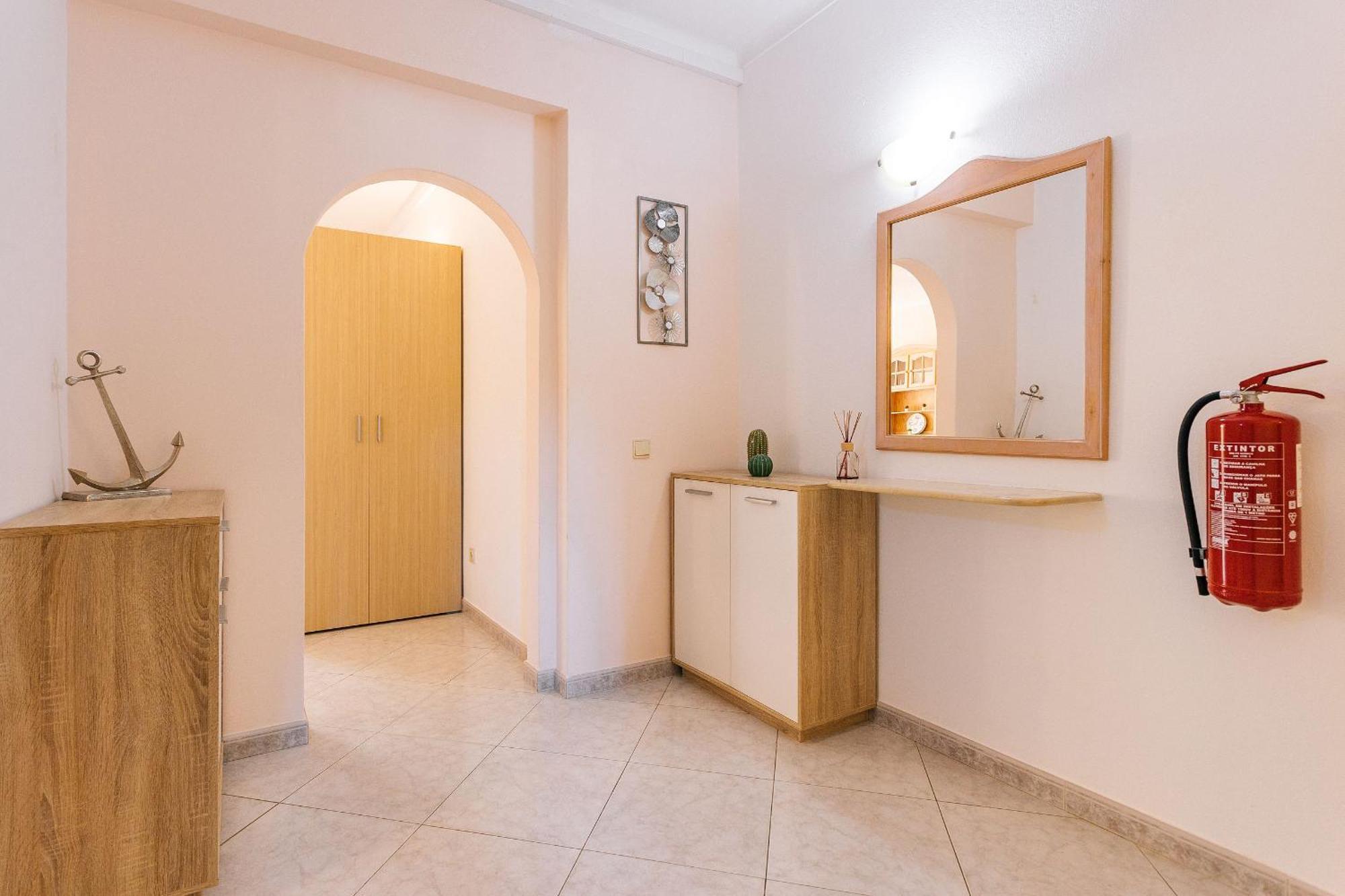 Perola De - T1 Appartement *