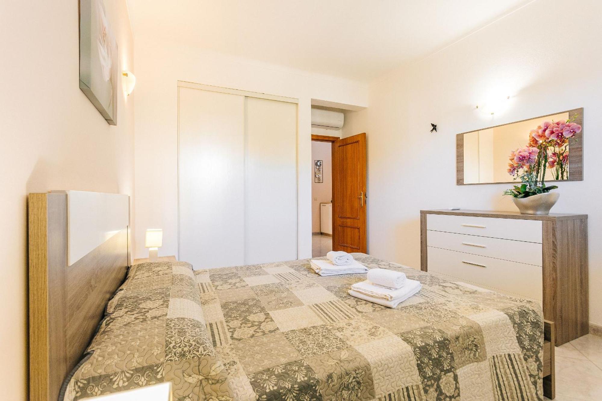 Perola De - T1 Appartement *