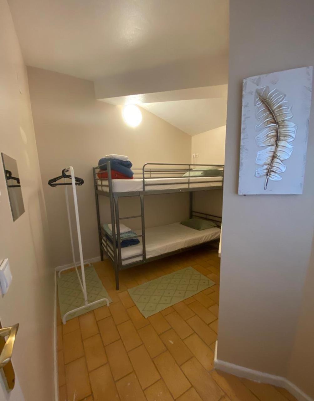 Albergue & Beds Dp *