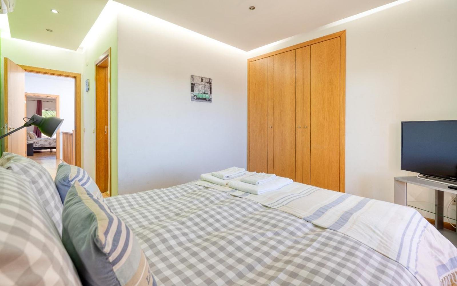Full Private 300sqm Jacuzzi Heated Pool Ideal & Quiet Location * Albufeira