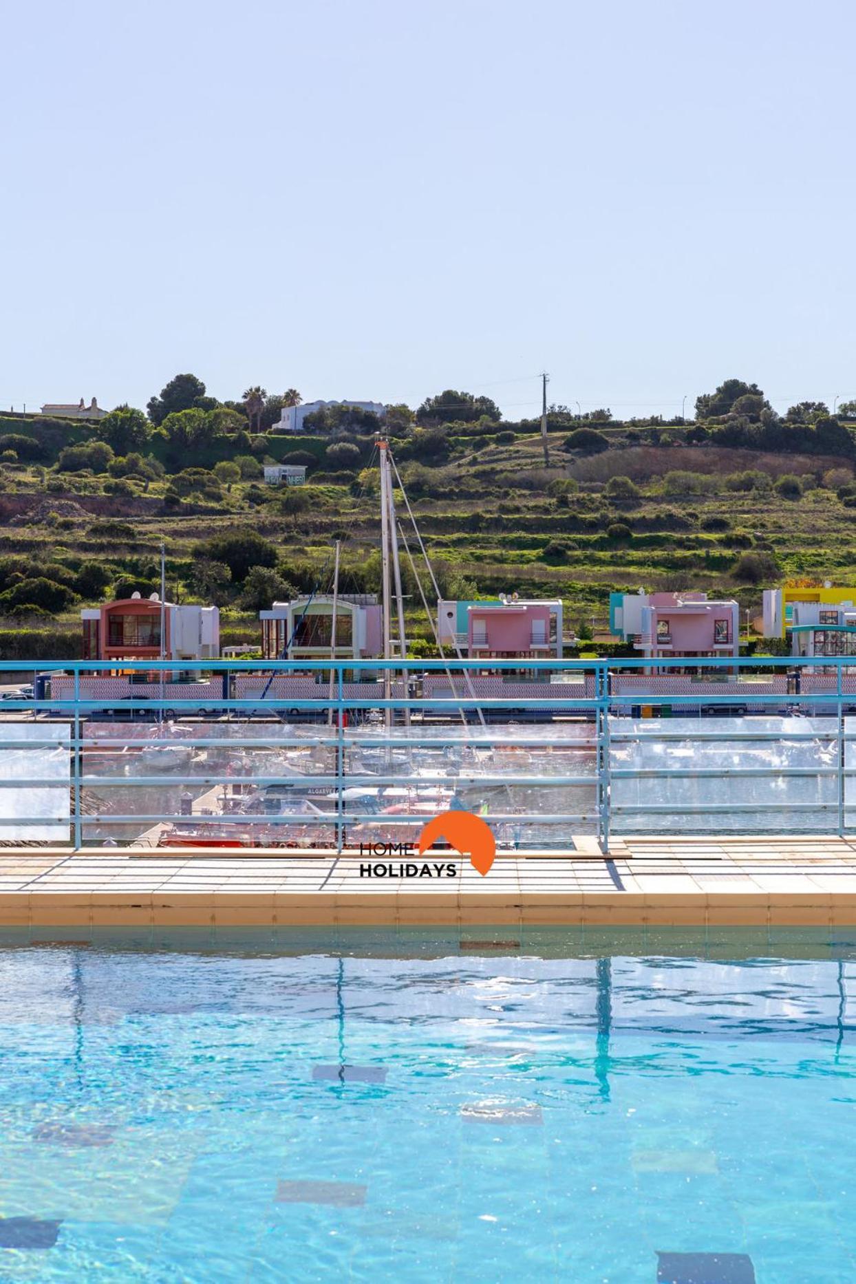 #202 T1 Marina By Holidays *