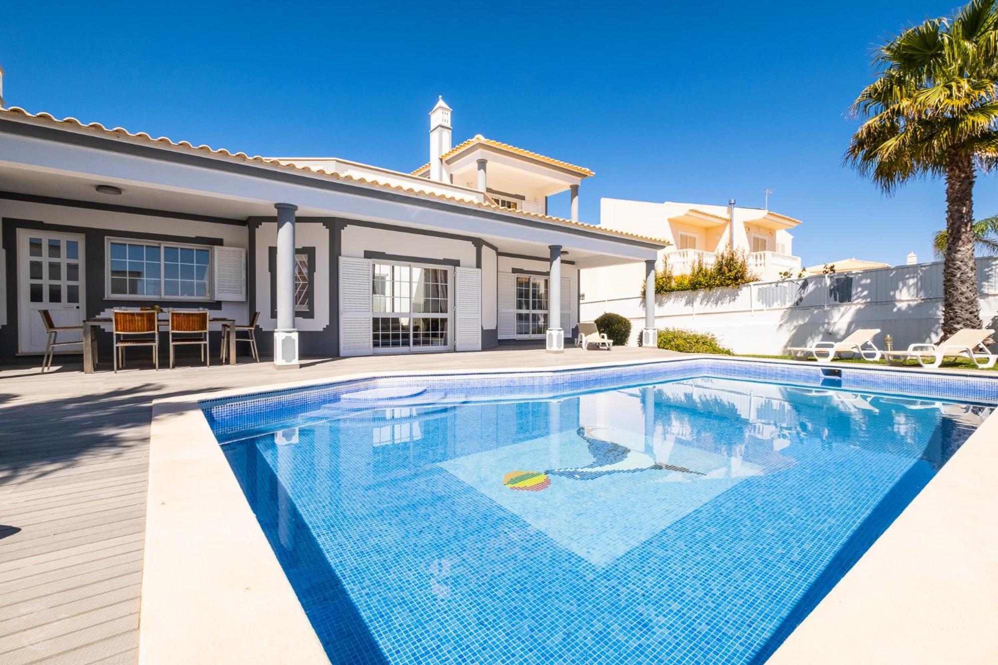 Ventura Heritage Villa