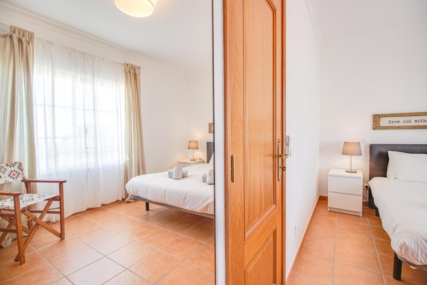Periquito 2bd Pool Fast Wifi Ac Garden Albufeira