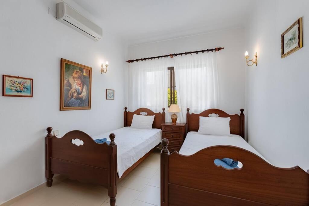 Rosado - Moradia 6 Com Ac, Jardim A 5 Min Do Centro De Holiday home Albufeira