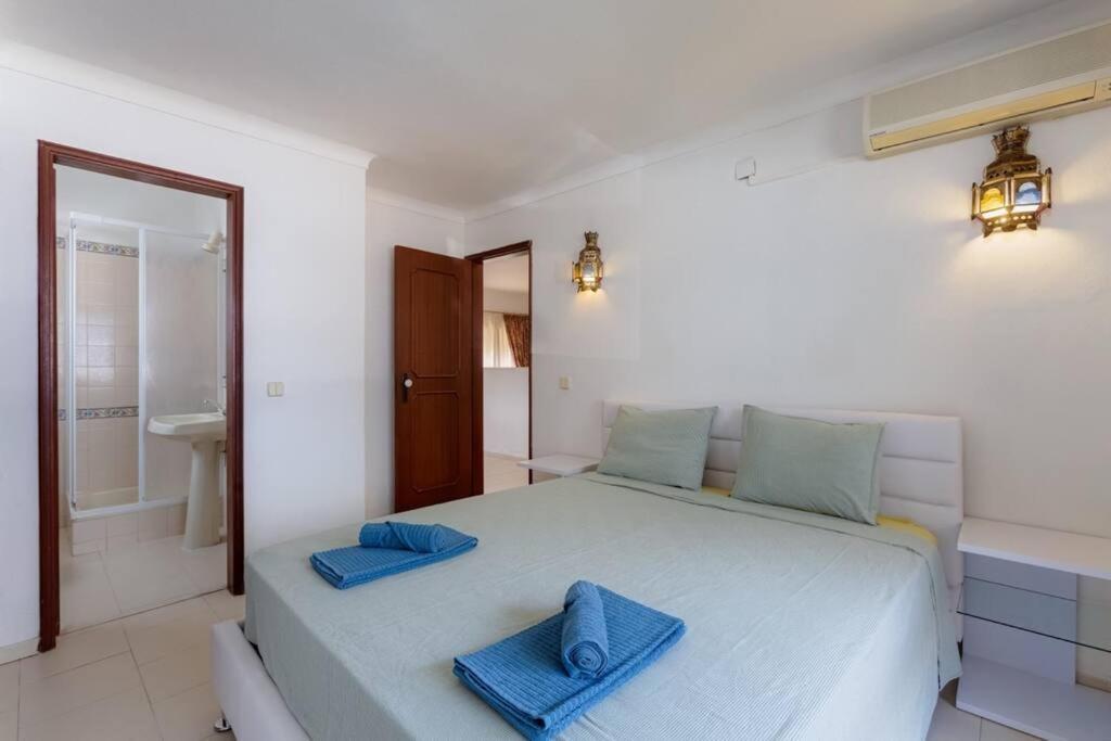 Rosado - Moradia 6 Com Ac, Jardim A 5 Min Do Centro De Holiday home