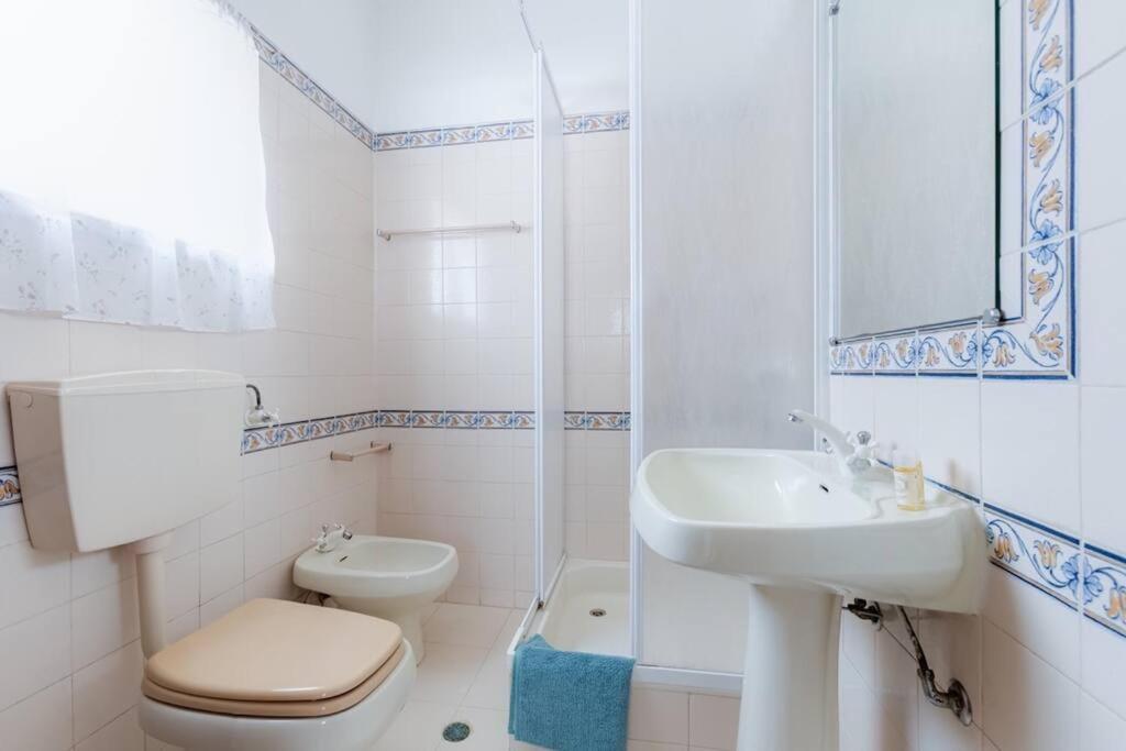 Rosado - Moradia 6 Com Ac, Jardim A 5 Min Do Centro De Holiday home *