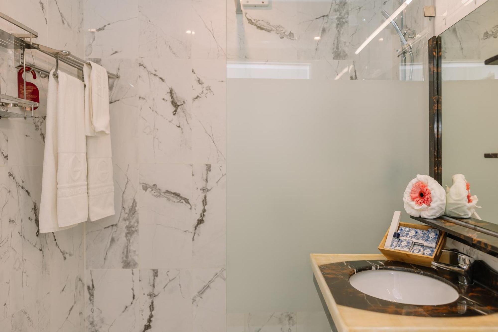 Aparthotel Monicca Collection And Residences 4*